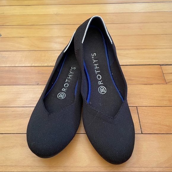 Rothy's Shoes - Rothy’s shoes size 7.5 in black rounded toe